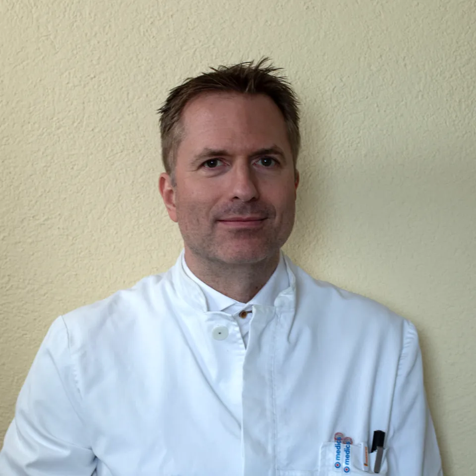 Dr. med. Philip Hebel, Facharzt für Allg. Innere Medizin, FMH